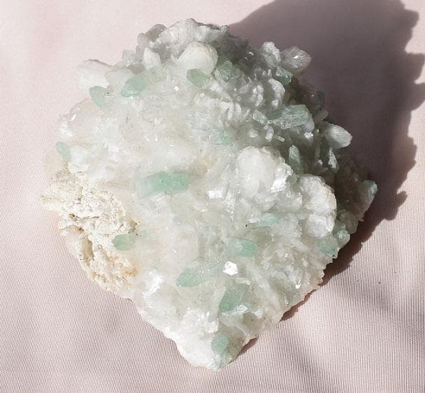 グリーンアポフィライト/ホワイトスティルバイト・原石ga14