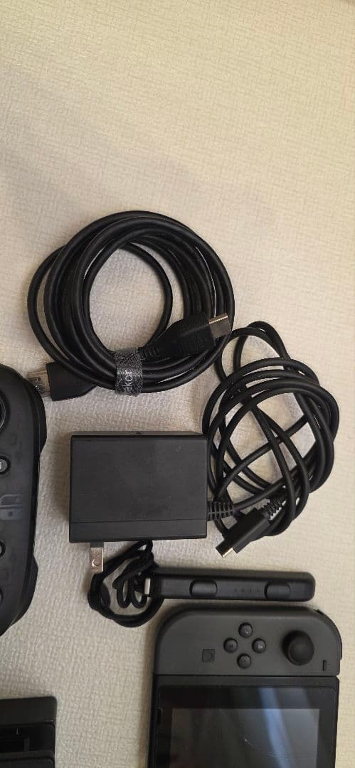 【本体&付属品完備】Nintendo Switch（グレー）