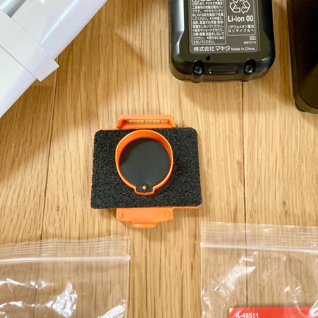 【美品】マキタ CL107FD 掃除機＋充電器 紙パック付 充電式クリーナー