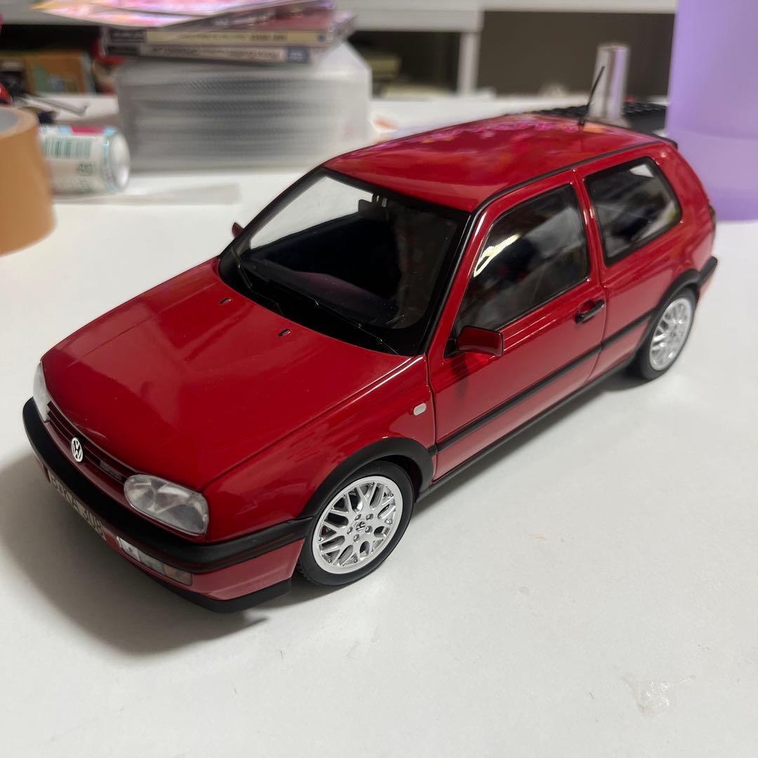 ノレブ 1/18 フォルクスワーゲン ゴルフ GTi ゴルフⅢ