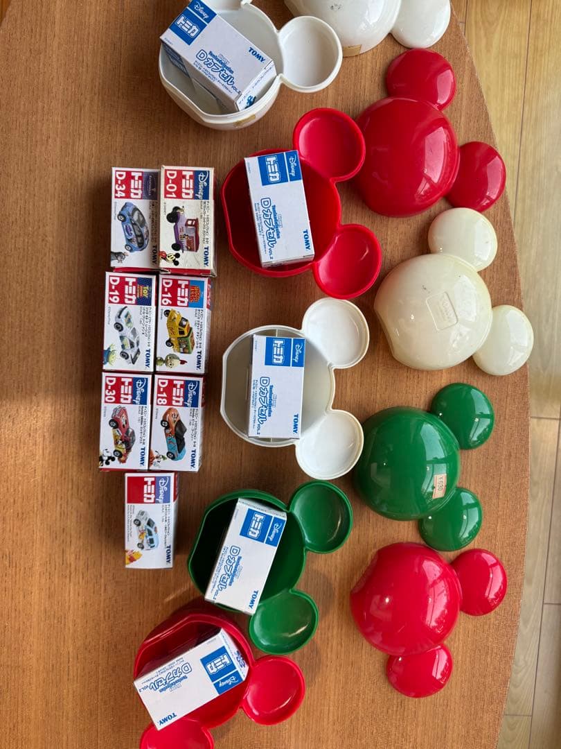 #21 トミカ ディズニー トミカコレクション dカプセル