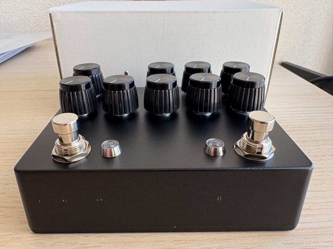 ’s effects ZT （Cult Ray クローン + TS）