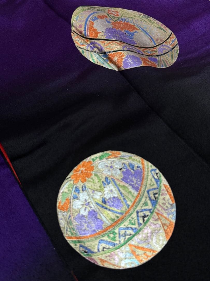 [美品] ヴィンテージ　振袖　成人式　手縫い　紫　黒　繻子　綸子　結婚式