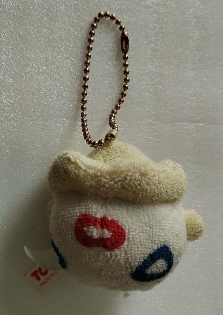 e-ポケモン-　トゲピー　ふわふわ　ぬいぐるみキーホルダー