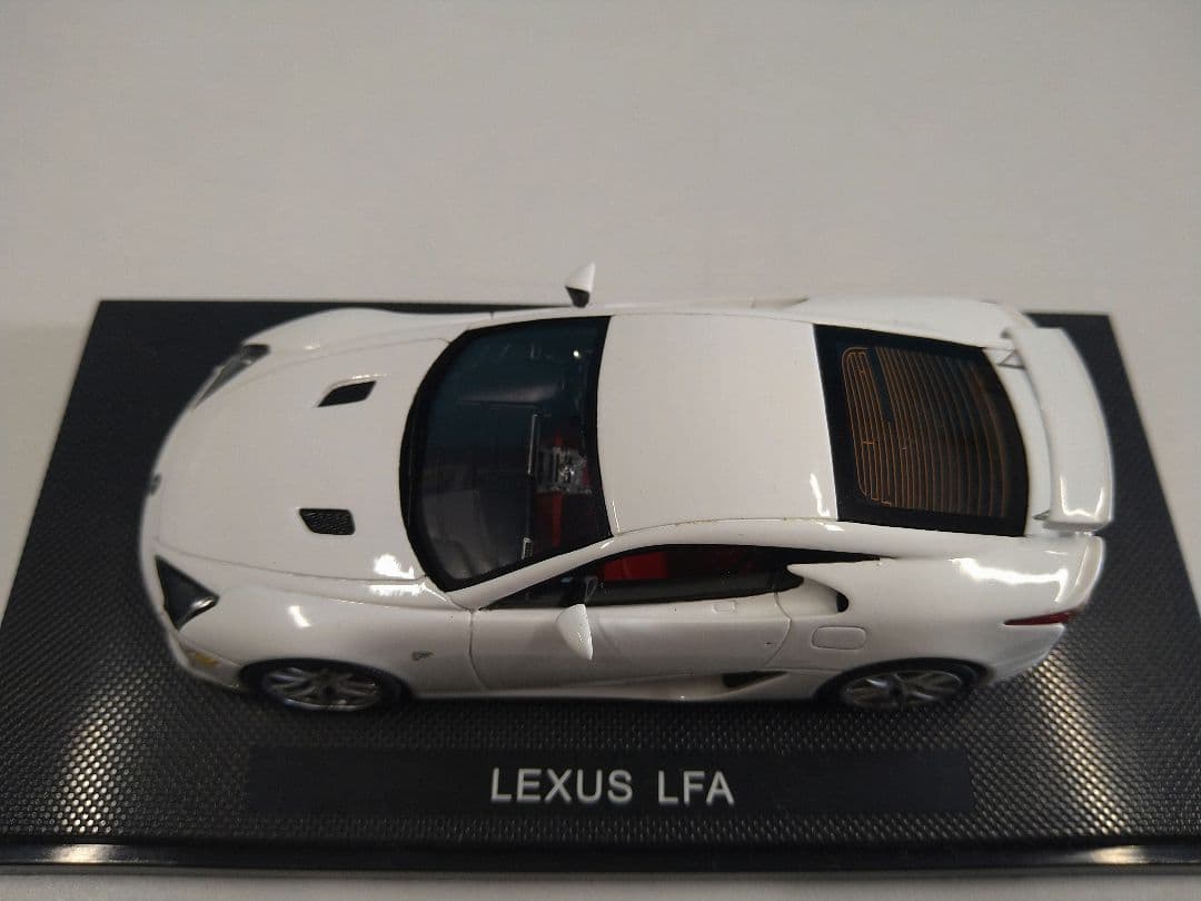 エブロ 1/43レクサス LFA レジン製