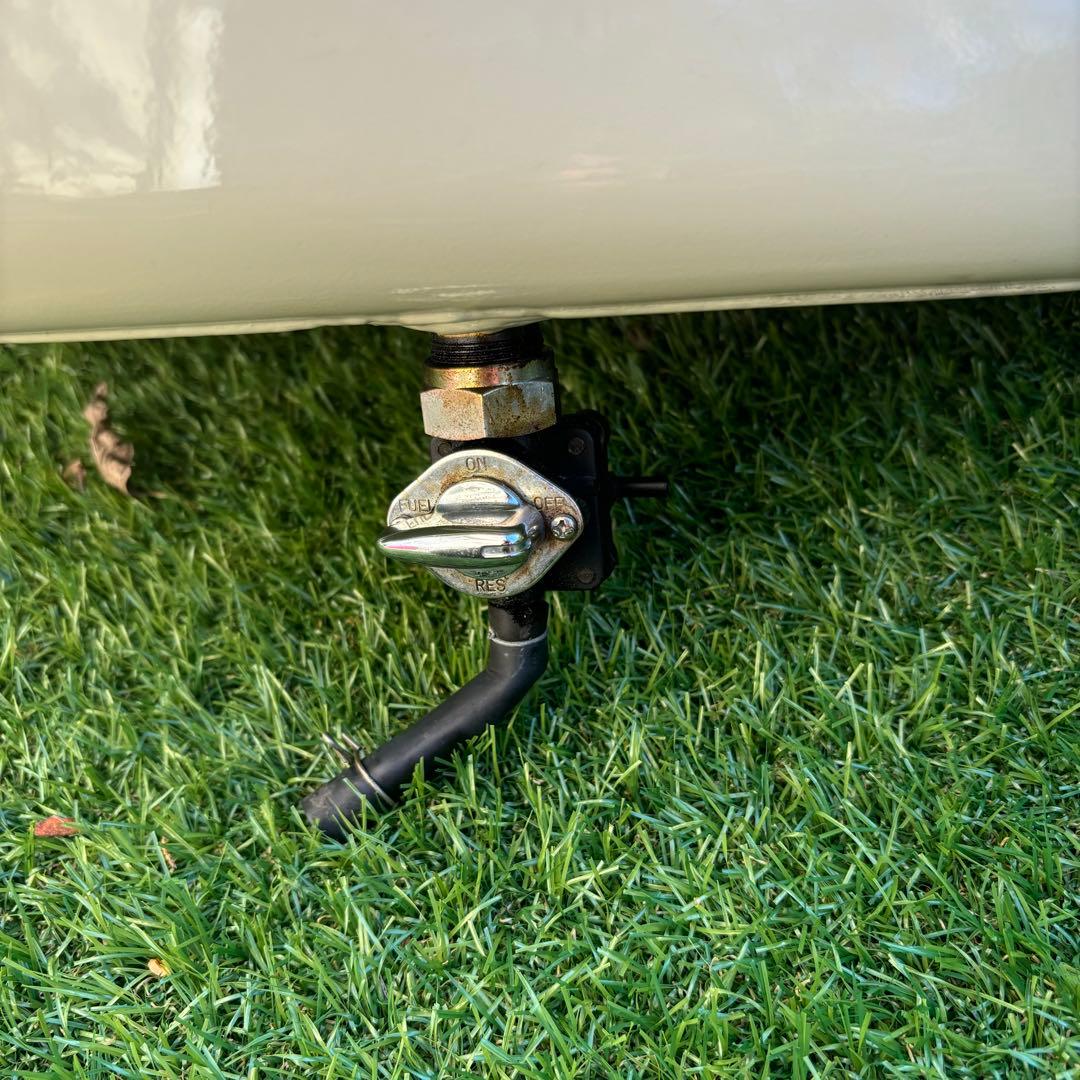 ⭐️ハーレー⭐️タンク　48? 約12L バルカンから取り外し