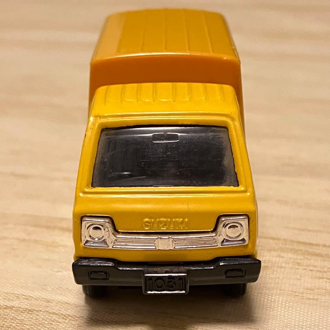 トミカ スズキ キャリイ No.31 1/55
