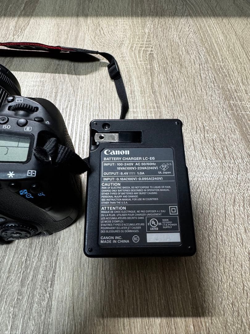 Canon EOS 80D デジタル一眼レフカメラ