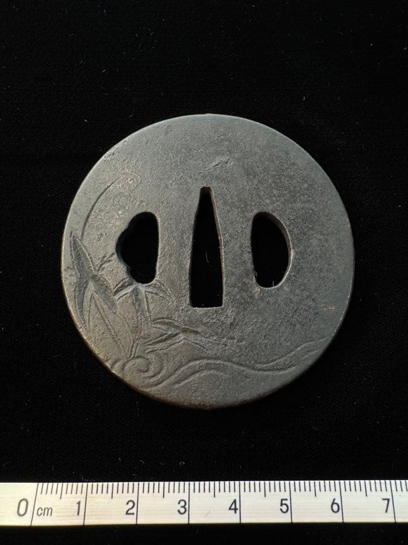 無銘 鉄地鐔 河骨図 鍔 拵 日本刀 刀装具 骨董 古美術 江戸時代