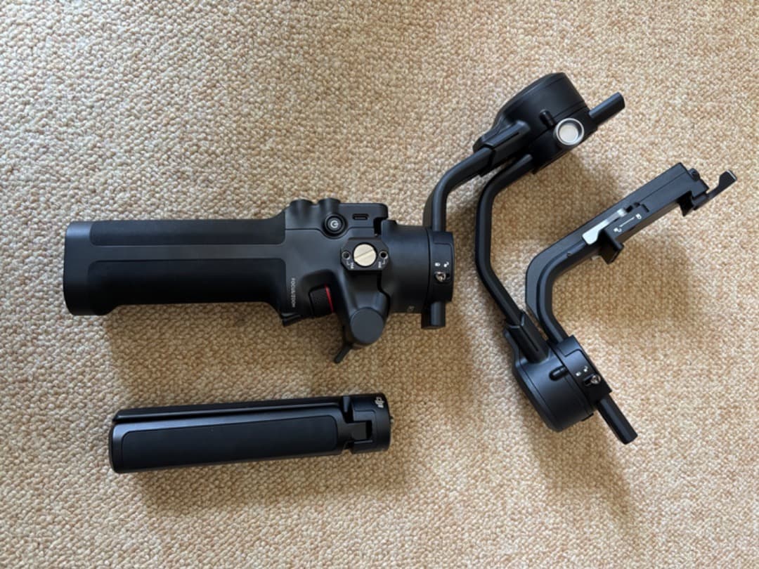 スマホアクセサリー DJI ronin RSC2 PRO COMBO