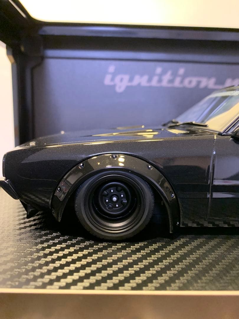 イグニッションモデル　1/18 LBWK ケンメリ ブラック　3273