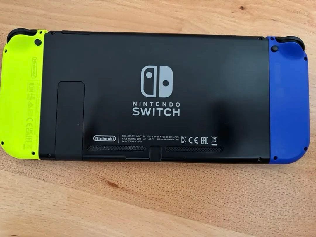 任天堂　Switch スプラ2無し　コントローラー交換マイクロSD128GB付き