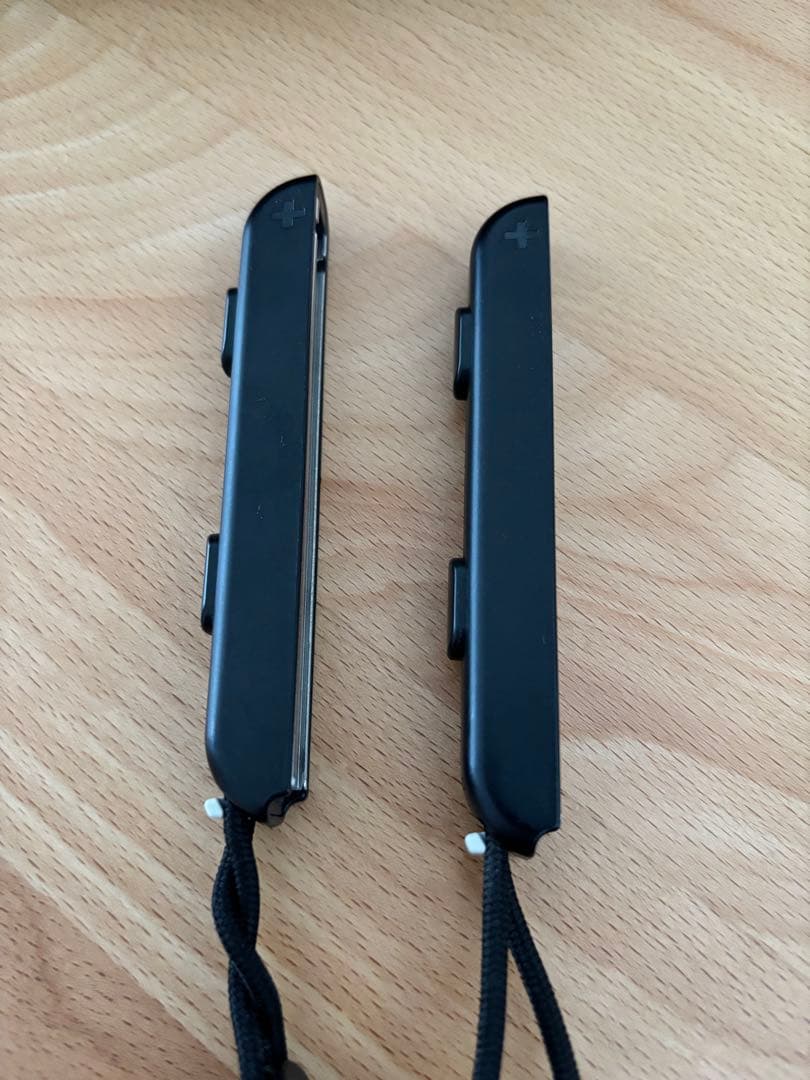 任天堂　Switch スプラ2無し　コントローラー交換マイクロSD128GB付き