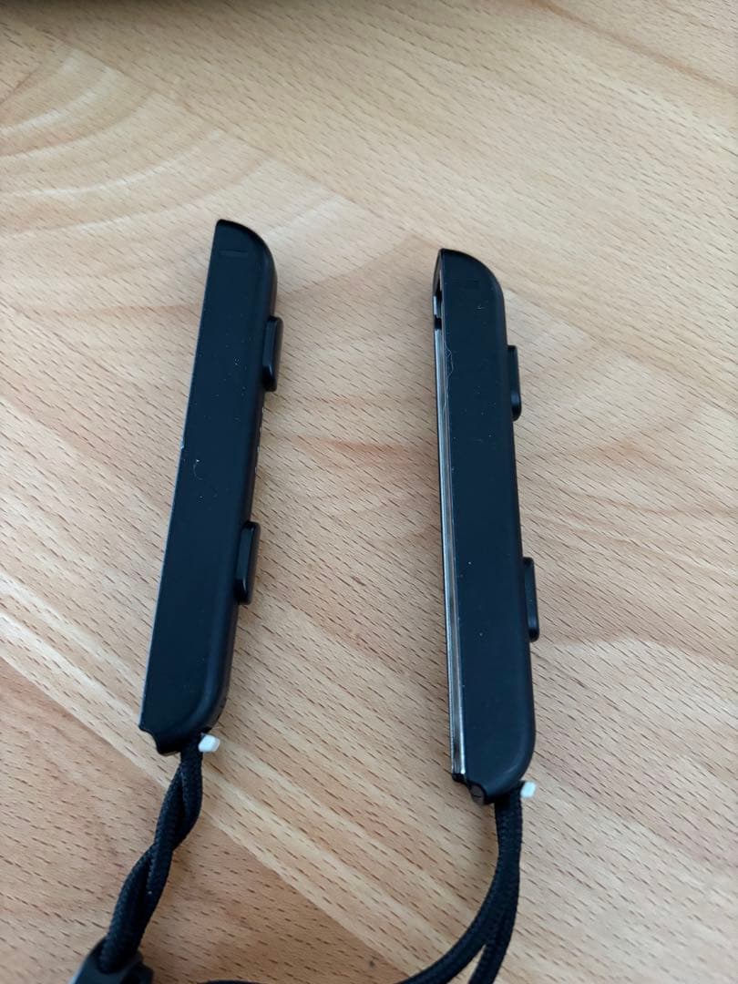 任天堂　Switch スプラ2無し　コントローラー交換マイクロSD128GB付き