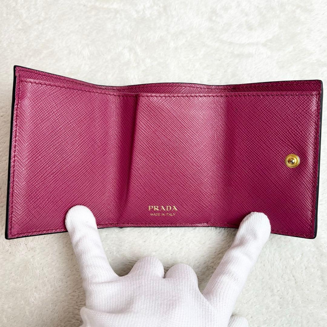 【希少✨】PRADA 三つ折り財布 バイカラー サフィアーノレザー 黒 ピンク