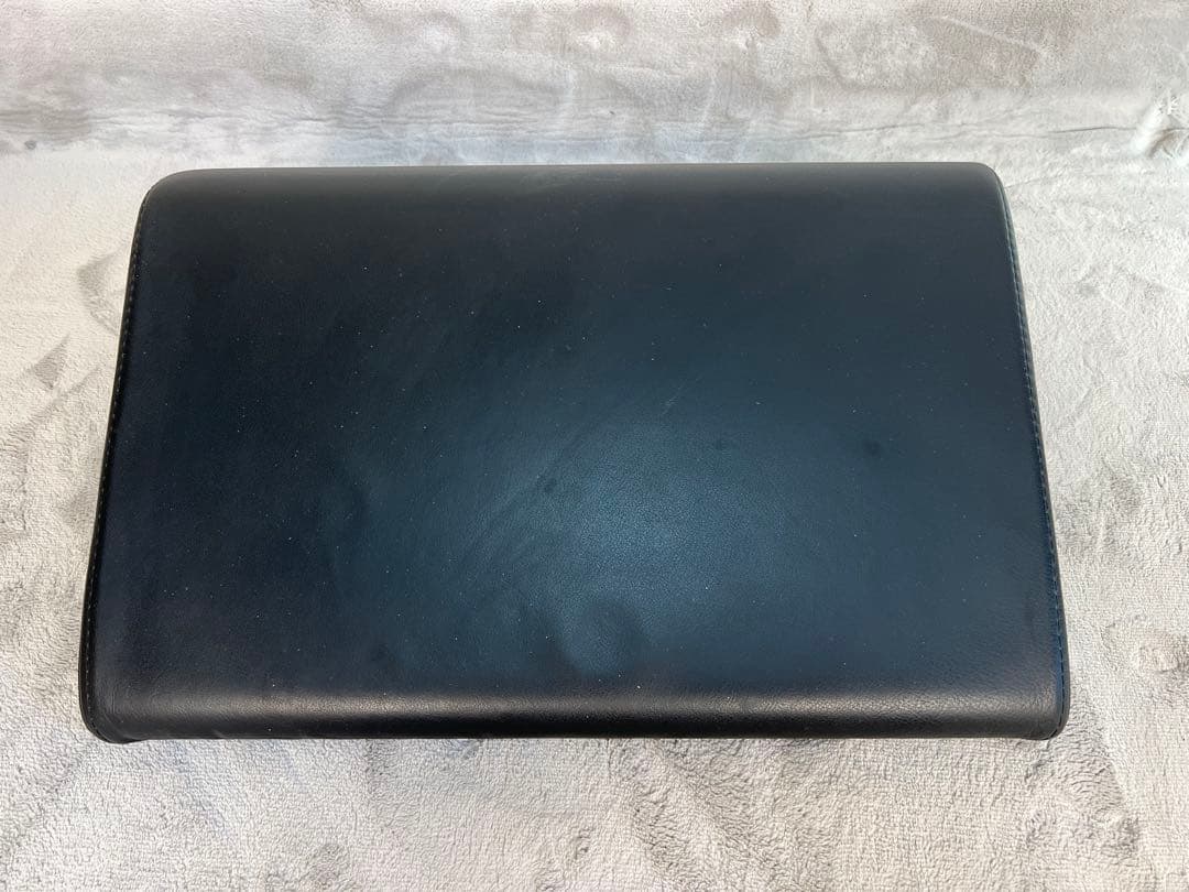 ハーマンミラー本革フットピロー