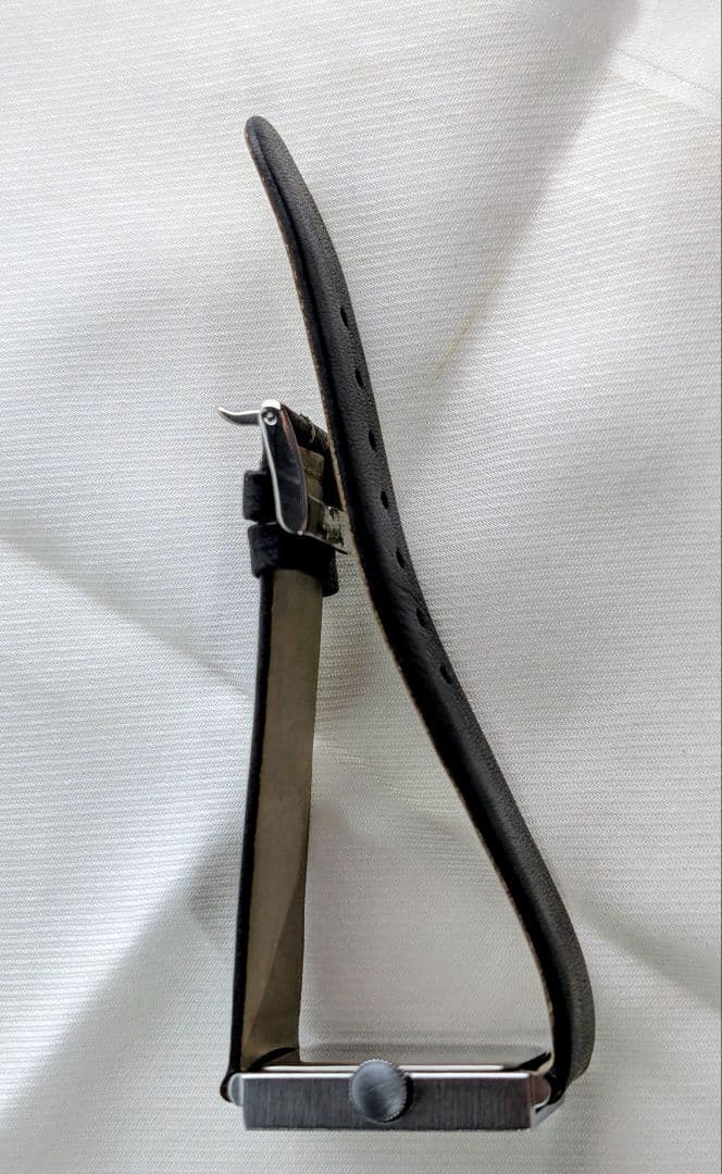 美品〈TINTIN タンタンの冒険 腕時計 スクエア型 2005年フランス製〉