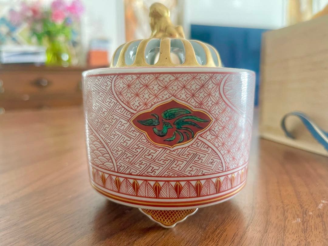 九谷焼　西野昭弘　昭月造　本金赤細書小紋　香炉　共箱