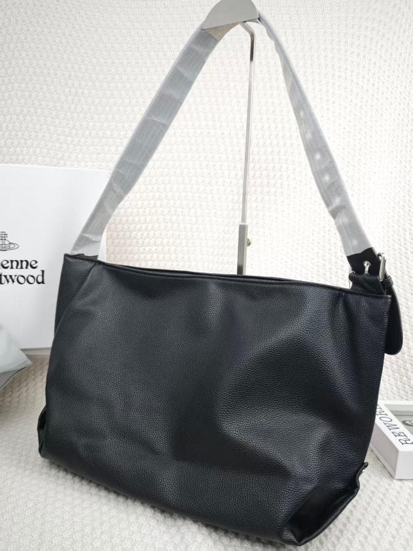 Vivienne Westwood ブラックビジネスバッグ