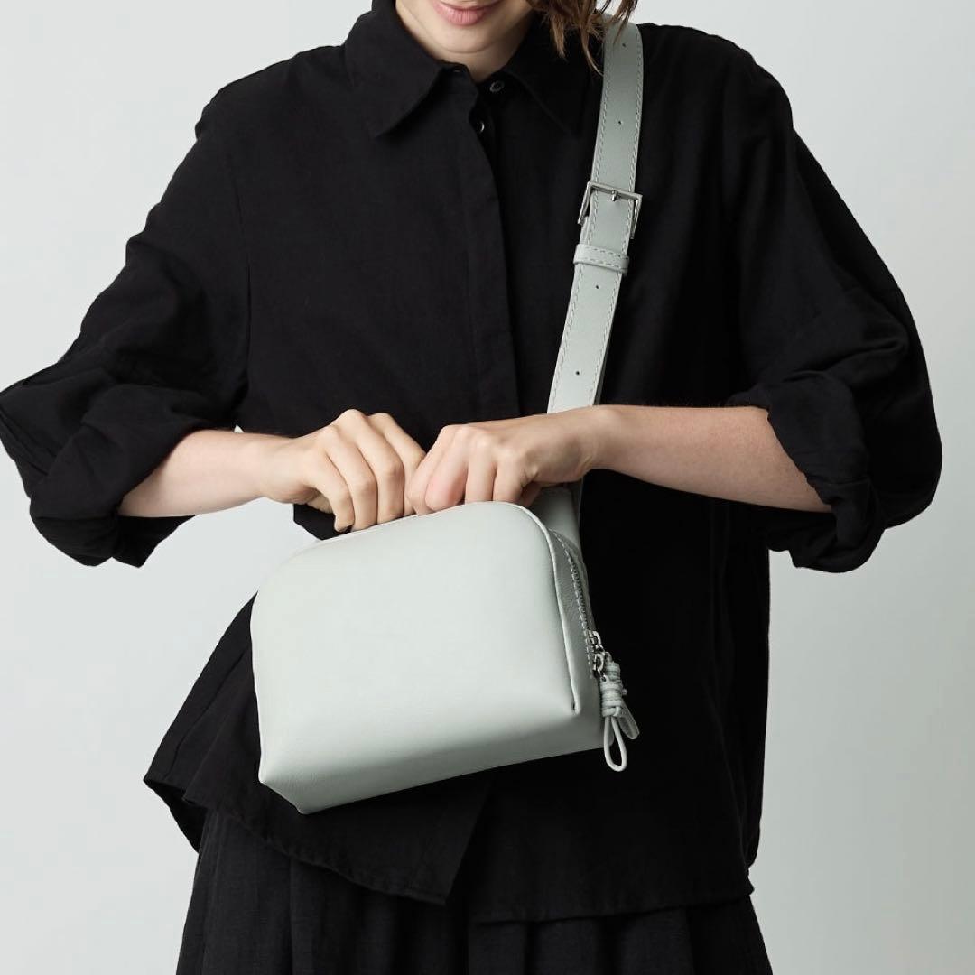 極美品✨【現行品】マザーハウス SORA M 2way ショルダー ホワイト