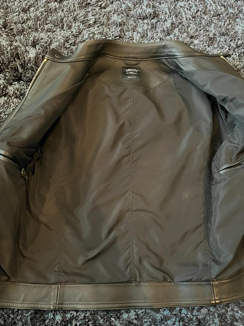 EMMETI エンメティJURI ブラック ゴールドジップ　46