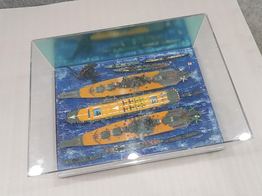 艦船ジオラマ模型 ゴジラ付き 戦艦・空母・駆逐艦 コレクション [20]