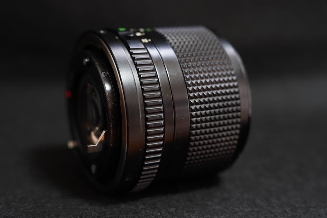 オールドレンズ CANON FD 24mm 1:2