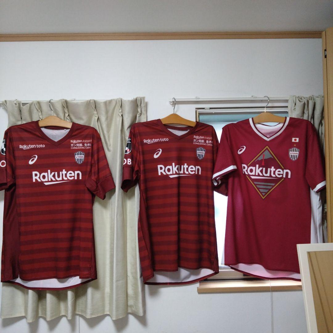 ヴィッセル神戸　ユニフォーム　ビジャ　イニエスタ　ポドルスキ