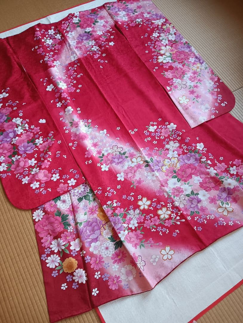 振袖フルセット　現代　華やか　やや小柄　正絹　金駒刺繍　赤　裄66