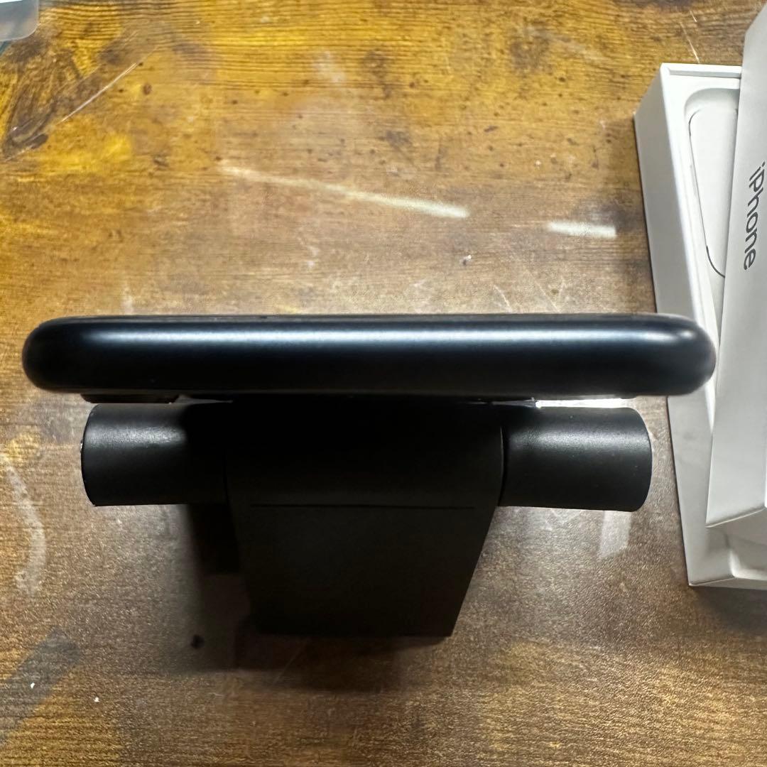 iPhoneSE3 128GB ブラック SIMフリー バッテリー100%