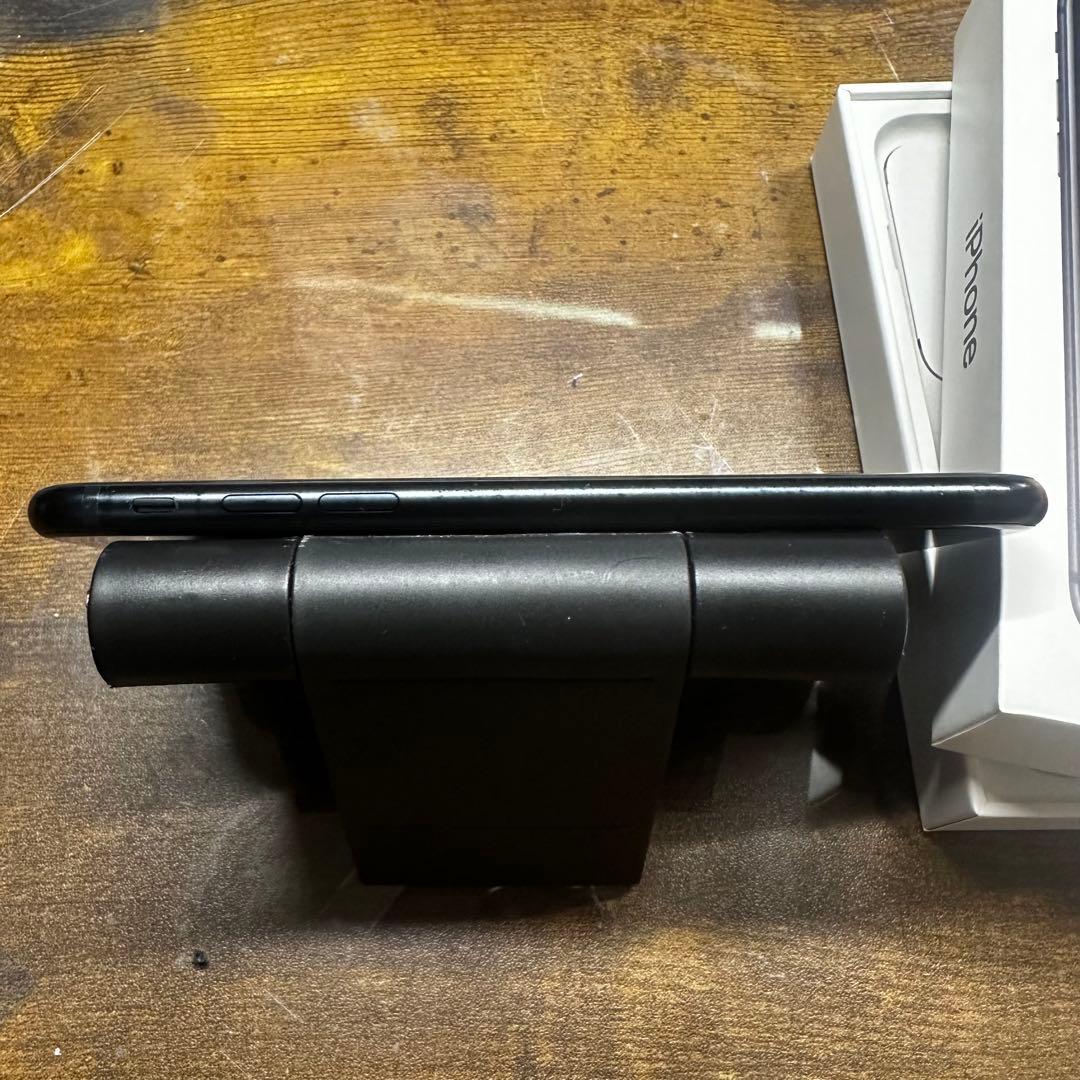 iPhoneSE3 128GB ブラック SIMフリー バッテリー100%