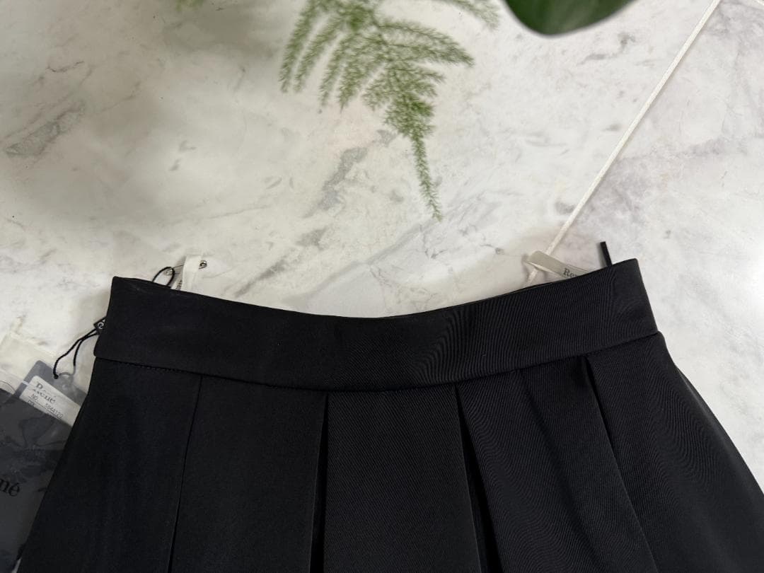 未使用★Rene ルネ ボックスタックスカート 34 ブラック
