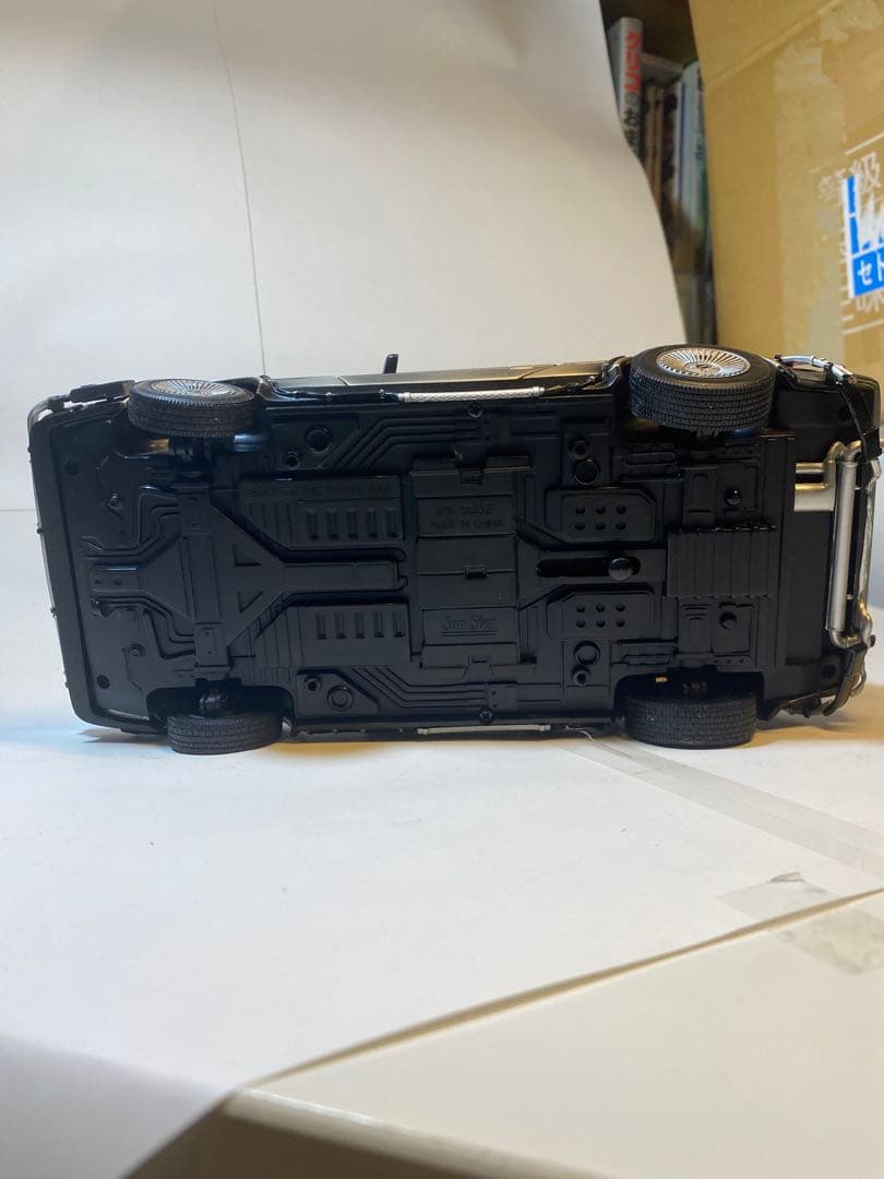 1/18 サンスター バックトゥザフューチャーデロリアン