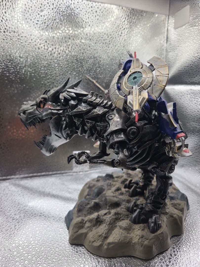 トランスフォーマー　オプティマスプライム　グリムロック　フィギュア