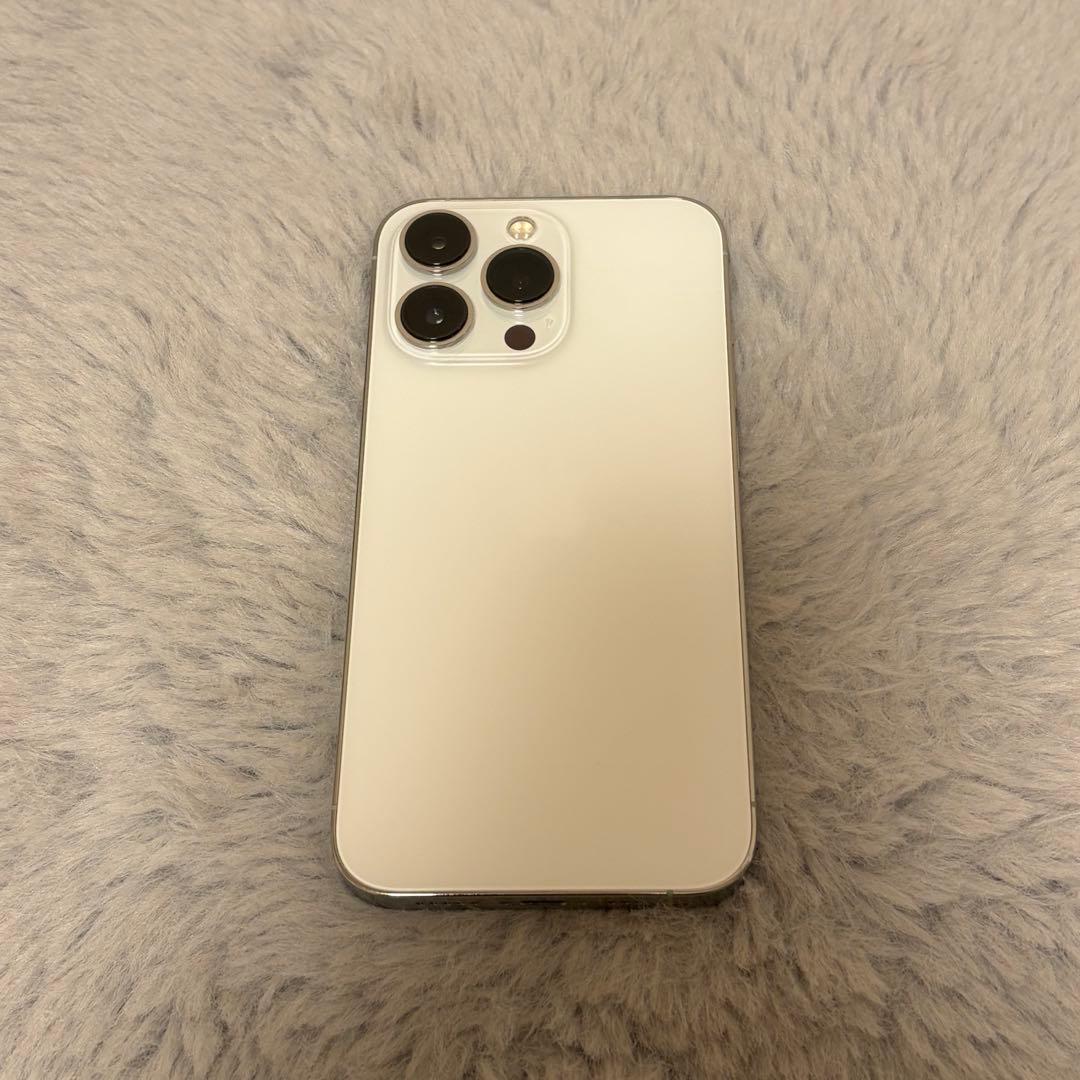 【ＭＥ】iPhone13pro 256GB シルバー SIMフリー