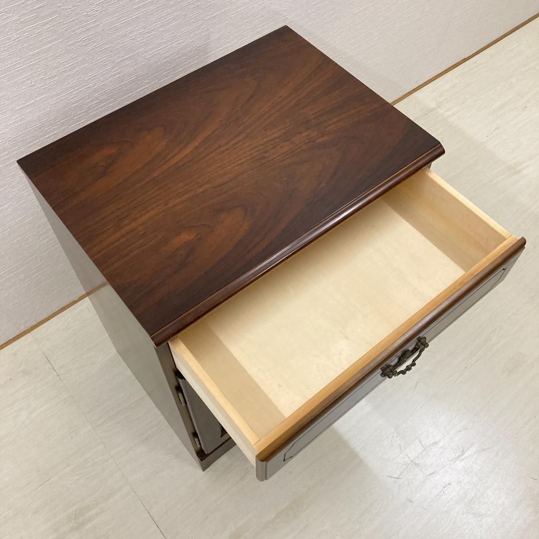 【カリモク】コロニアル　キャビネット　サイドボード