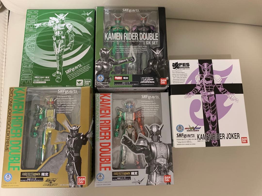 ＳＨフィギュアーツ　仮面ライダーW 32点セット