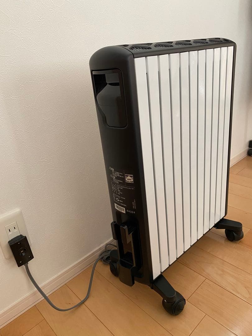 【DeLonghi】値下げ中☆美品/デロンギ/オイルヒーター/MDH15-BK