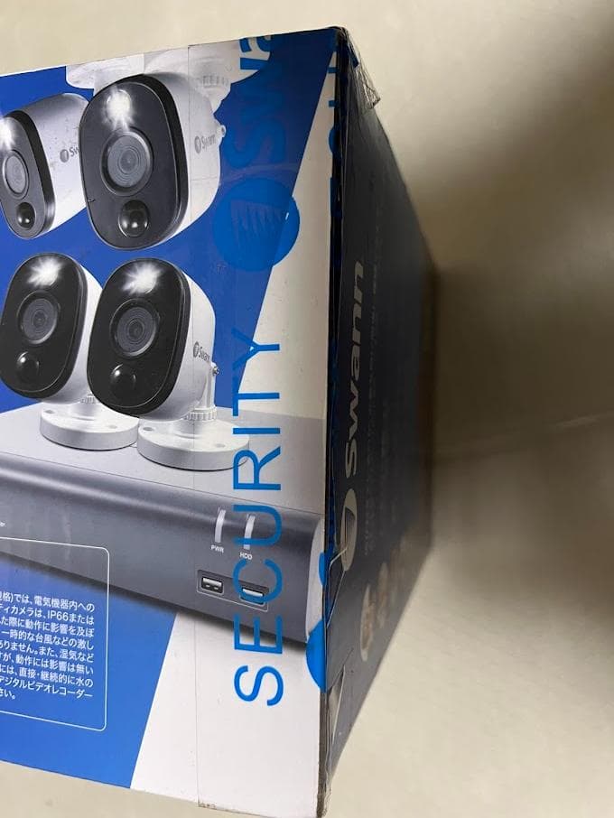 未使用品 スワン Swann 警告ライト搭載防犯カメラ 1080p フルHD