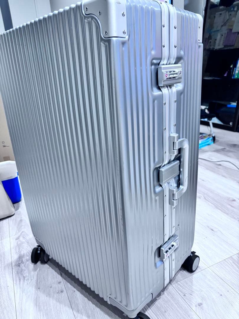 C.jutro キャリーケース　Lサイズ