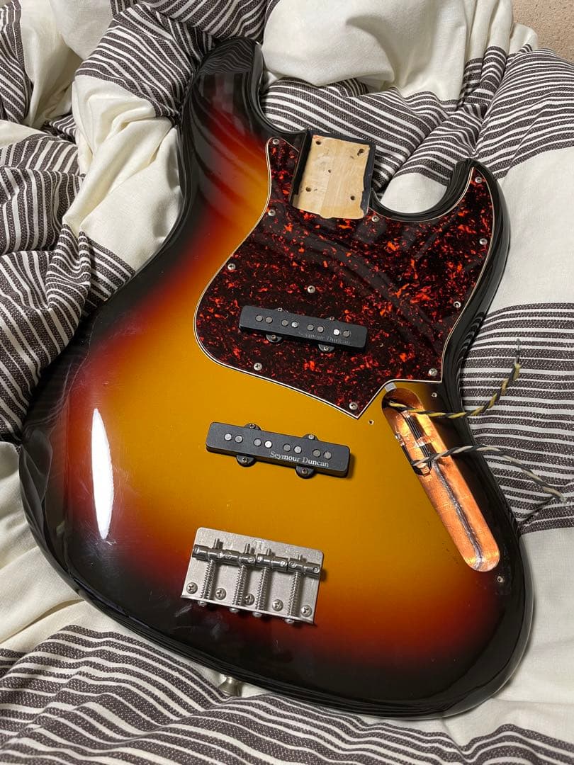 ベース FenderJapan MOD
