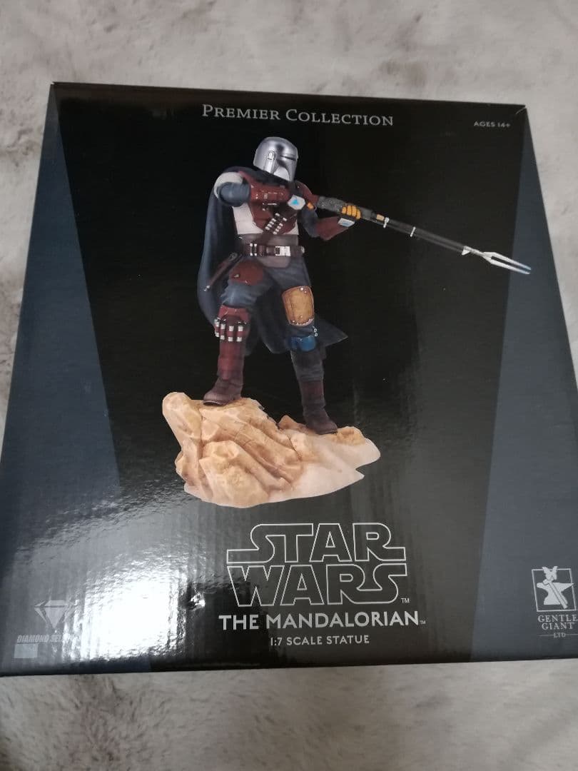スターウォーズ　ジェントルジャイアント　スタチュー　マンダロリアン