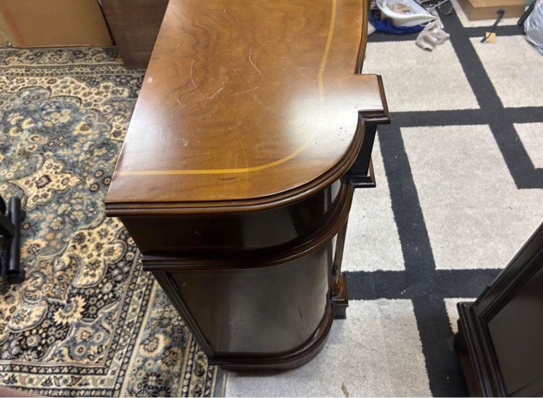 【イタリア製】送料込 サイドボード ヴィンテージ 重量感