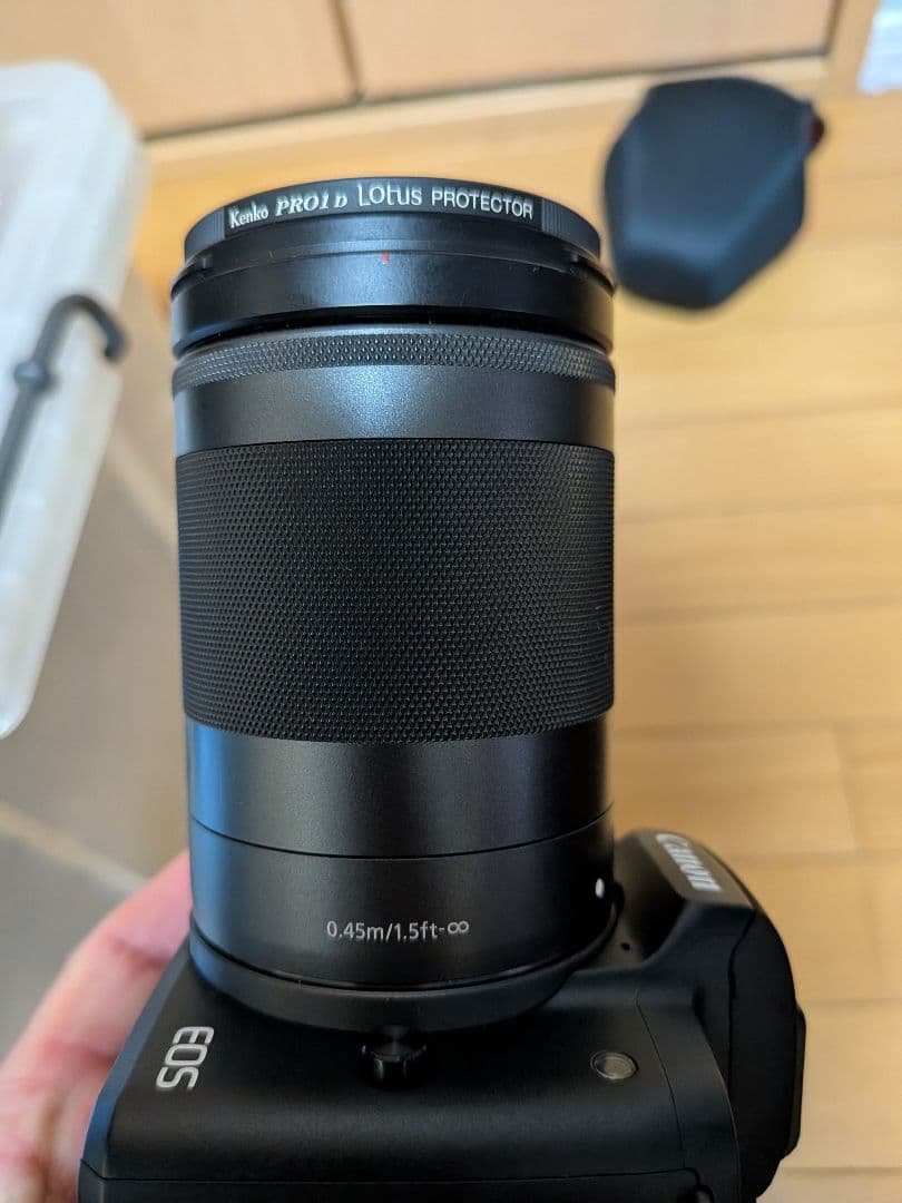 Canon EOS Kiss M EF-M18-150 レンズキット ブラック