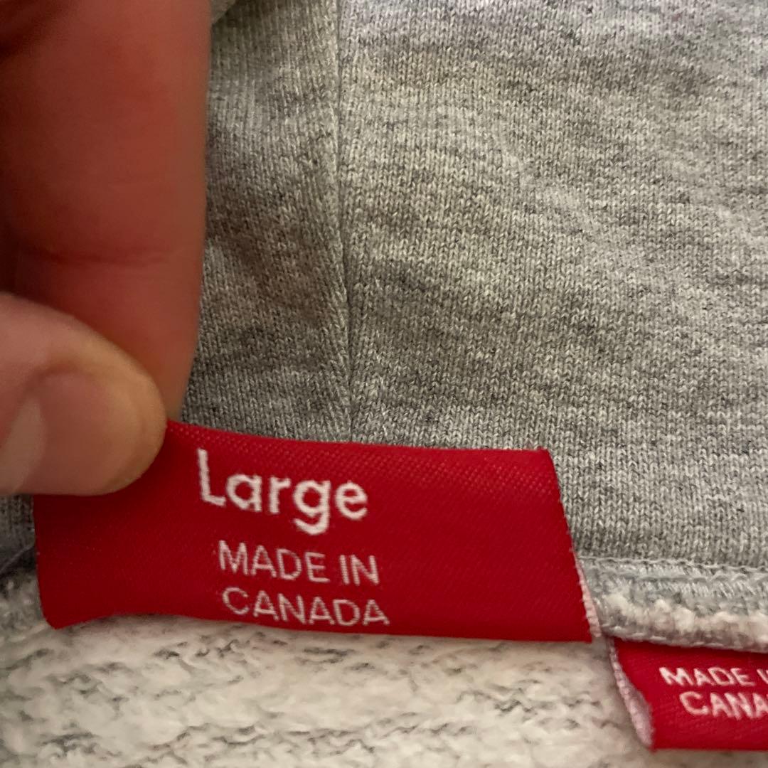 もっしもsupremeスモールボックスロゴジップパーカーL