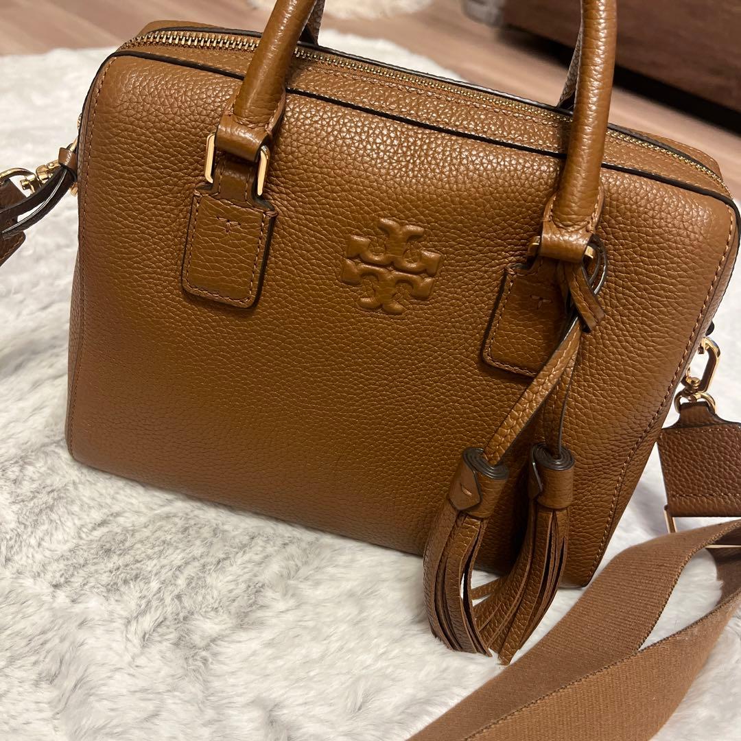 ブラウンレザー ハンドバッグ ショルダーストラップ付き　トリーバーチ　美品