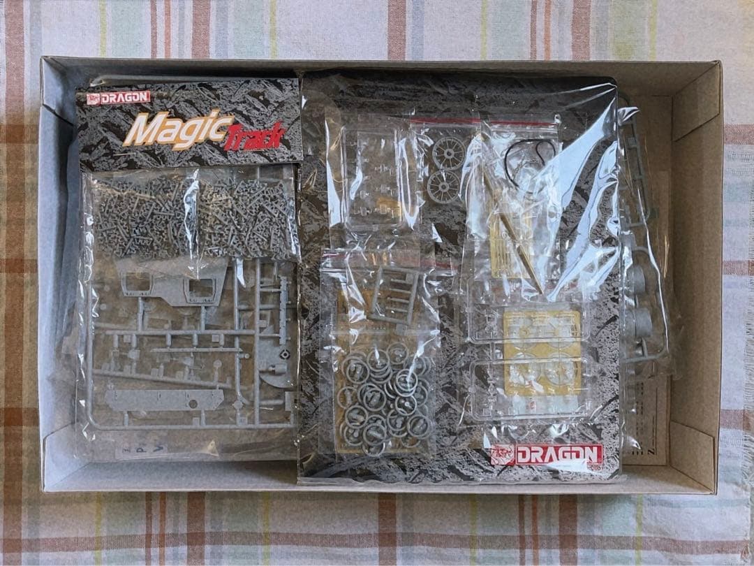 サイバーホビー 1/35 四号E型 潜水戦車 w/トレーラー ドラゴン 4号E型