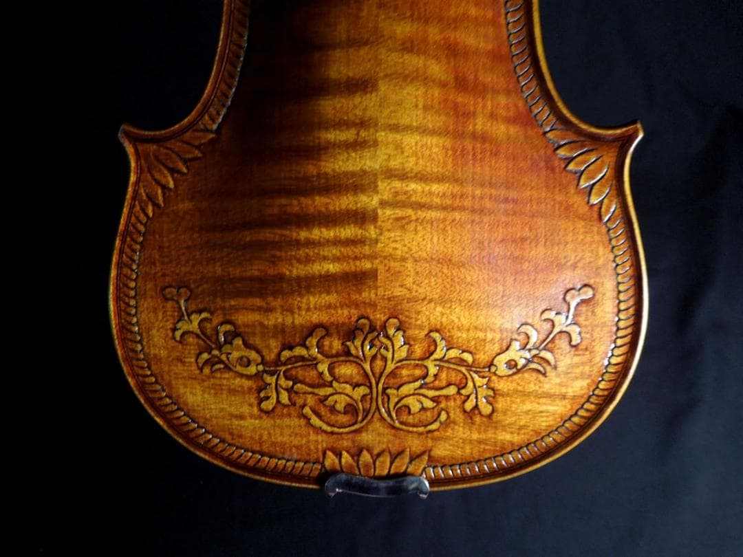 ★Craved Master Violin 4/4