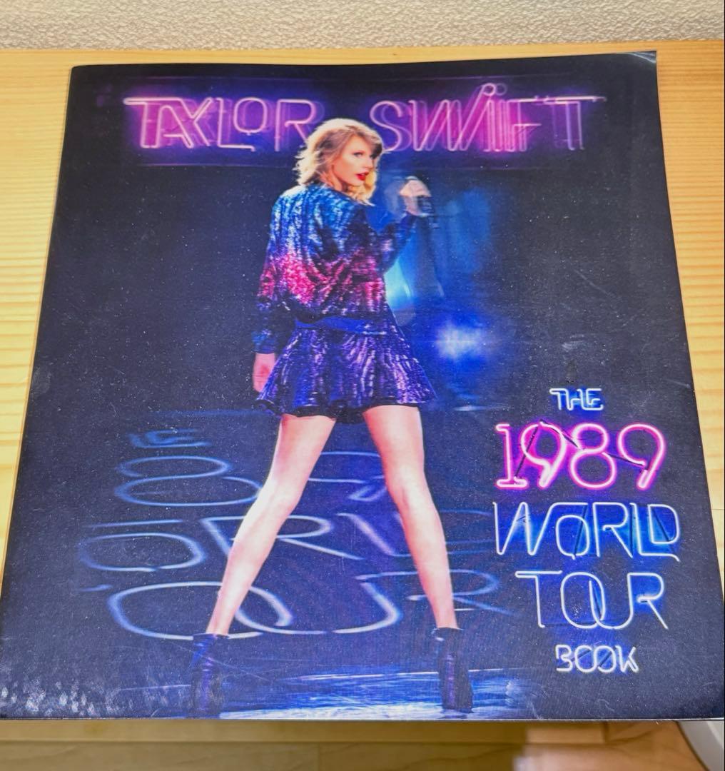 本日まで Taylor Swift テイラースウィフト 1989ツアーブック