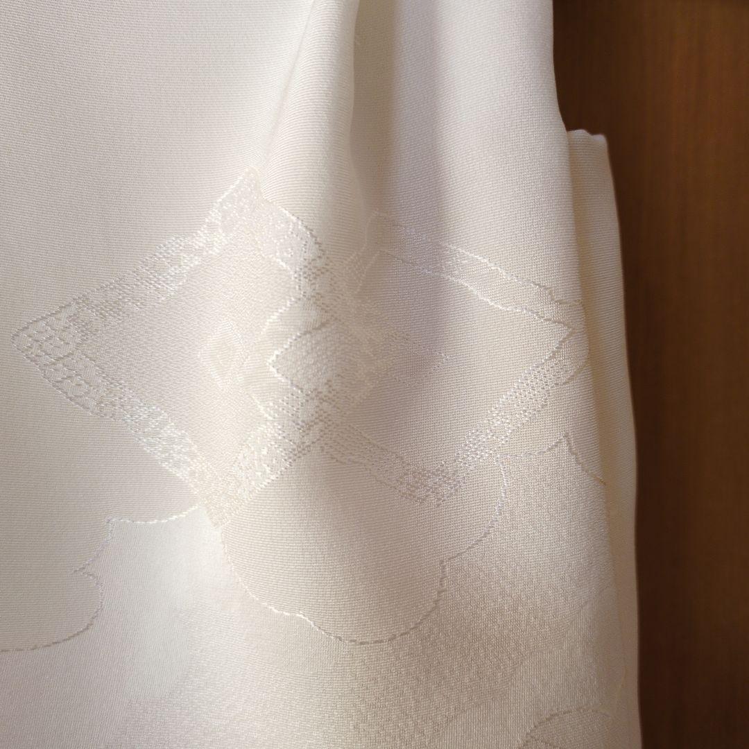 七五三３歳正絹柄入り縮緬新品の被布（中綿無し）オフホワイト